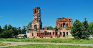 Церковь Троицы Живоначальной в селе Первомайское Кировская область