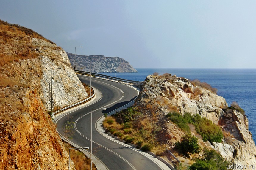 Дорога на острове Крит