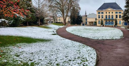 Бар-ле-Дюк парк мэрии