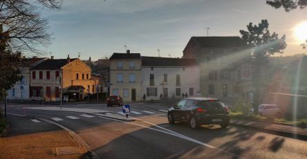 Вечерний город