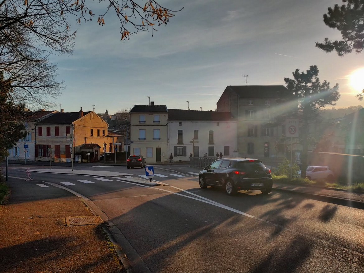 Вечерний город