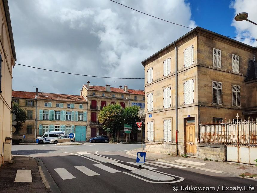 Закрытые ставни